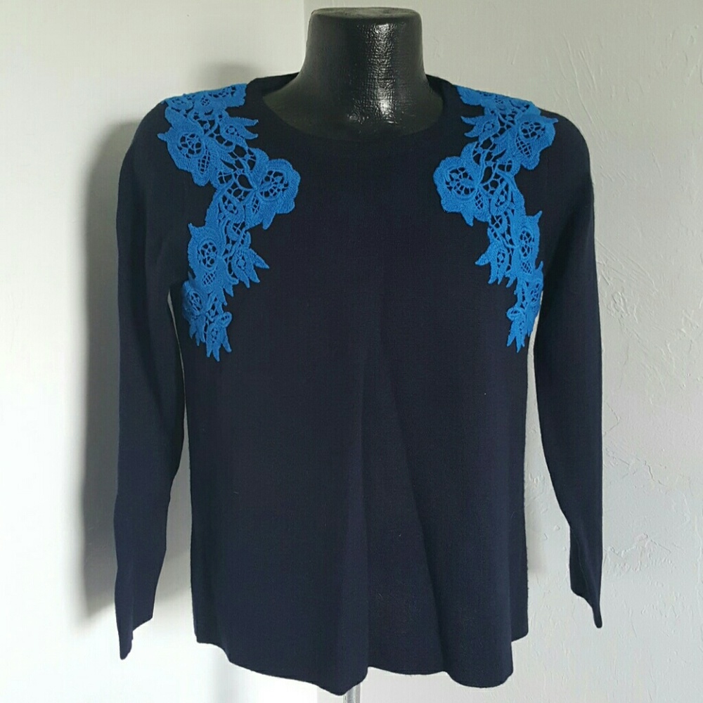 J.Crew women sweater laces blue round neck size M
